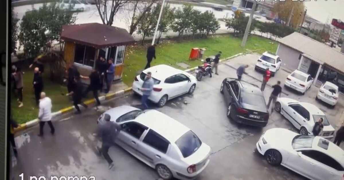 Akaryakıt istasyonunda ‘orak’lı kavga: 7 yaralı