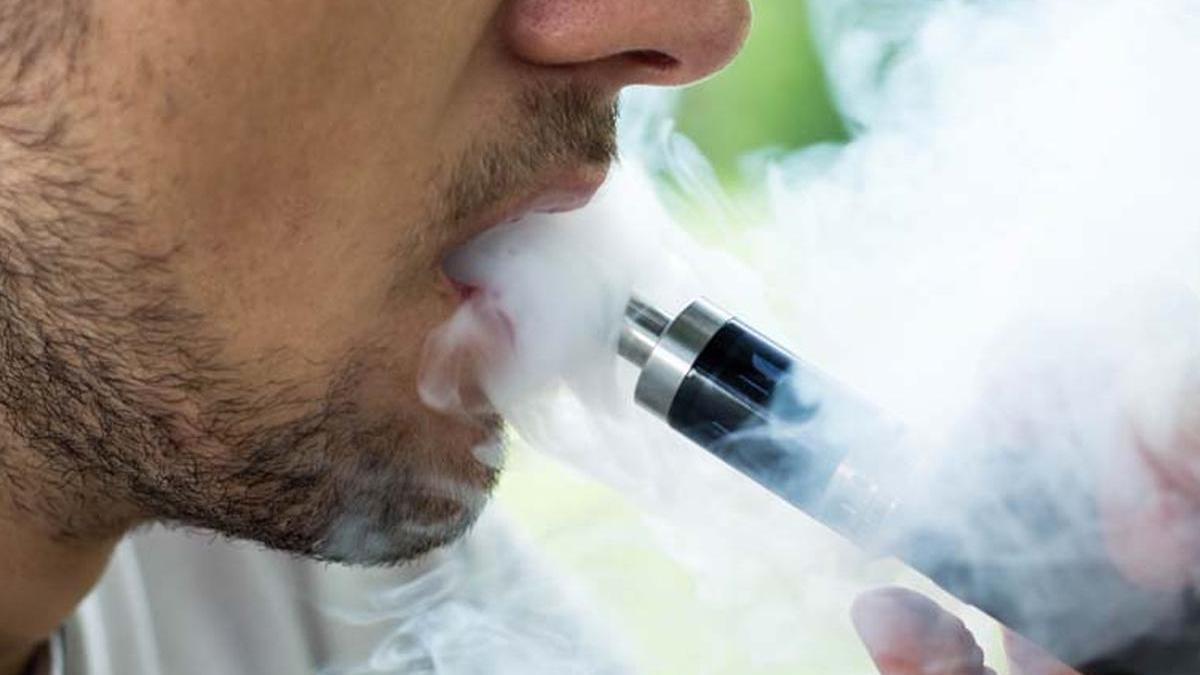 Elektronik sigara nedir? Gençler arasında neden yaygın? Elektronik sigaranın zararları