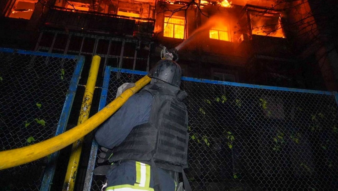 Ukrayna: Rusya Odesa’ya saldırdı, 2 kişi hayatını kaybetti